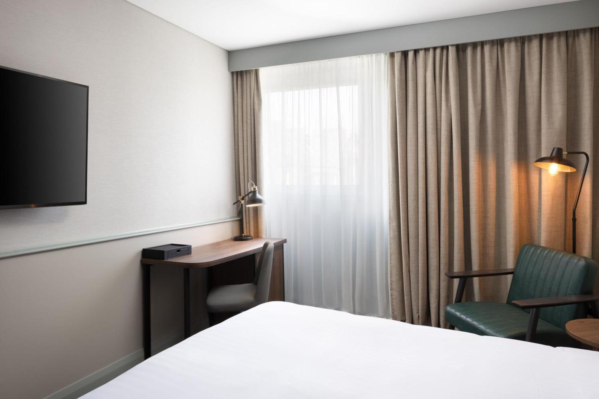 Four Points By Sheraton Edinburgh Exterior photo