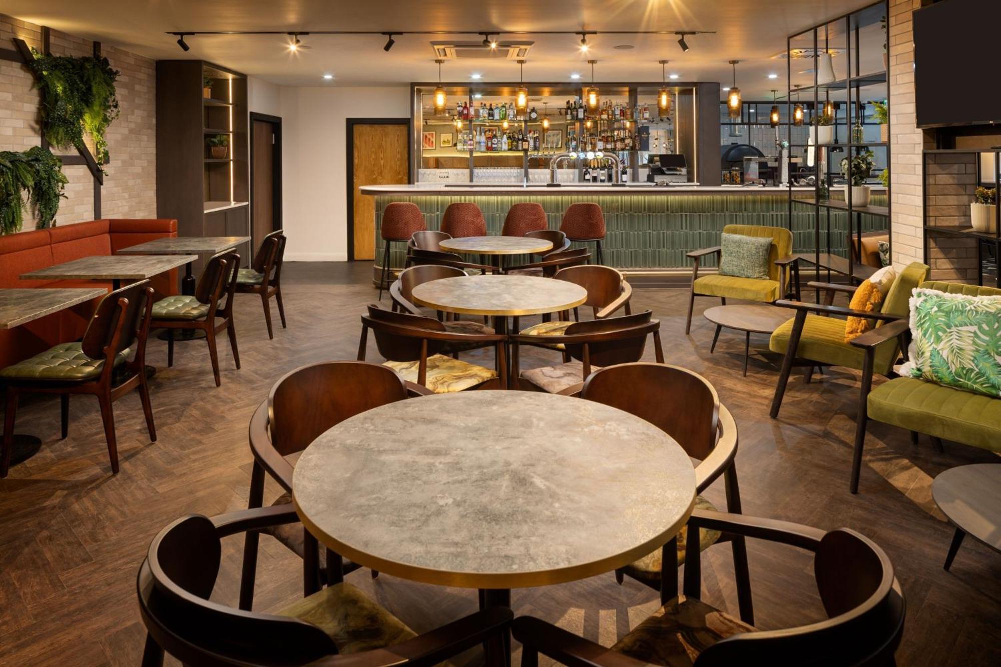 Four Points By Sheraton Edinburgh Exterior photo