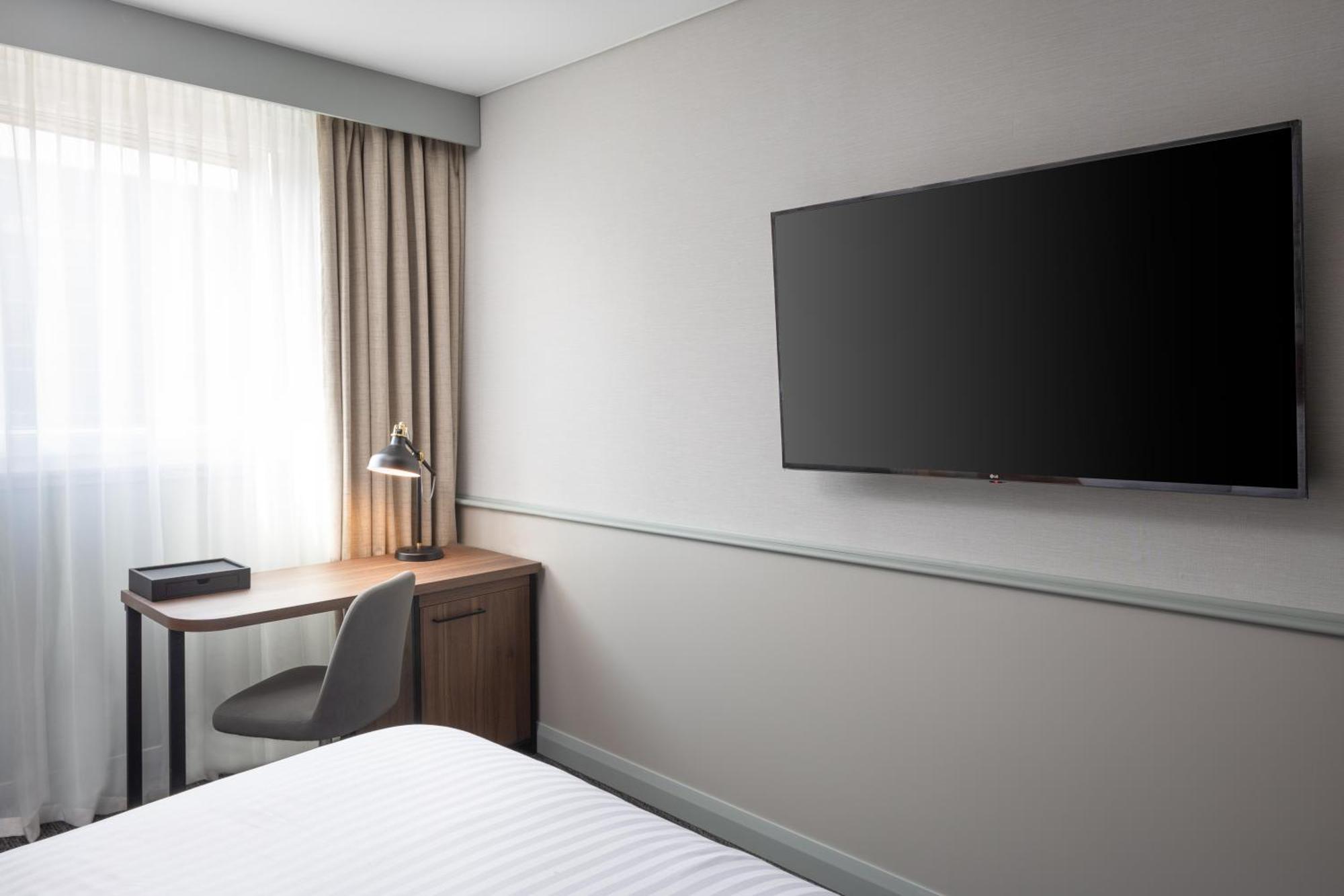 Four Points By Sheraton Edinburgh Exterior photo