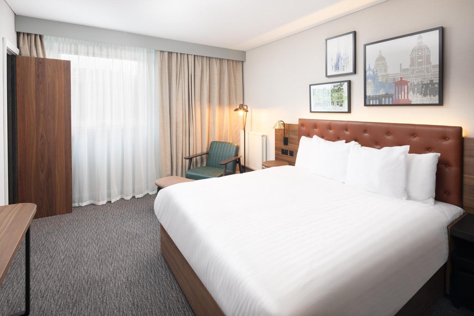 Four Points By Sheraton Edinburgh Exterior photo